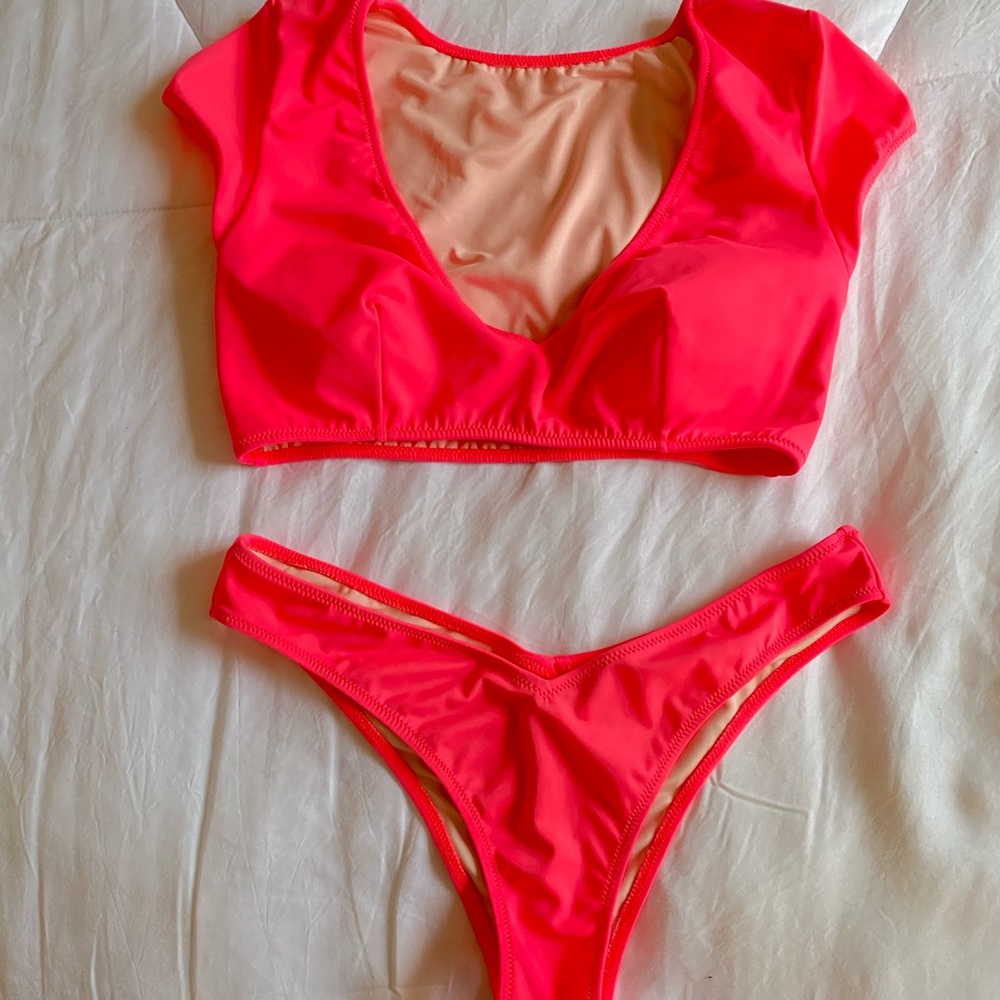 Neon Pink Victoria’s Secret 2 piece